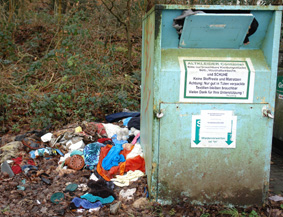 750.000 Tonnen Altkleider landen in deutschen Kleidercontainern ©Thomas Max Müller, pixelio