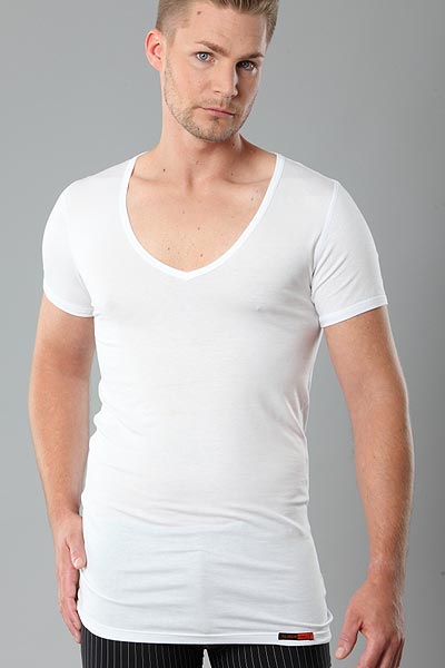 Deep-V-Neck Herren Unterhemd Micromodal light