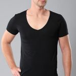 Herren-Unterhemd Deep-V-Neck schwarz Stuttgart light Herren-Unterhemd Deep-V-Neck Stuttgart light schwarz