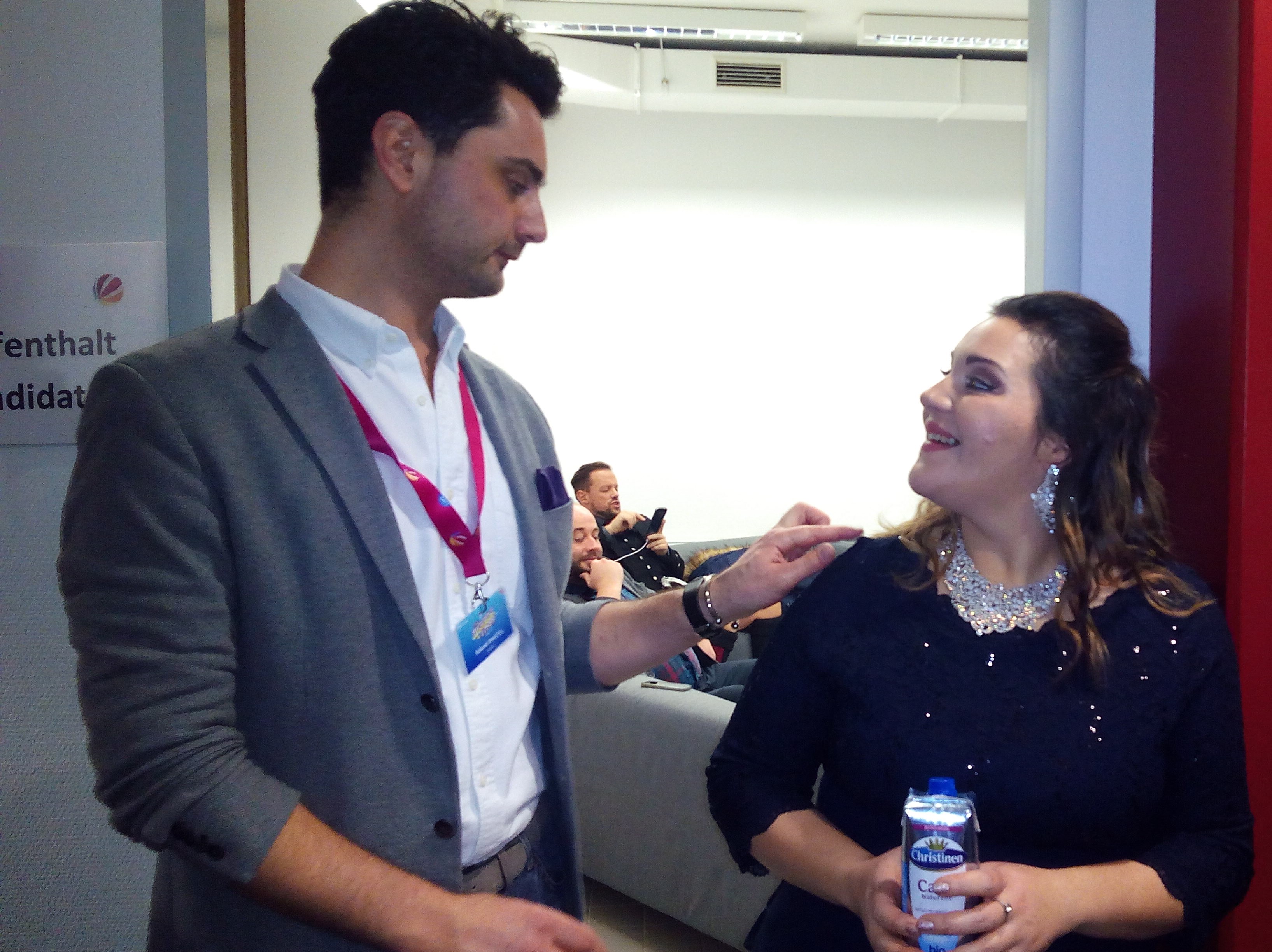 Hinter den Kulissen mit Stylist Roland-Gabriel Streicher und Rosa